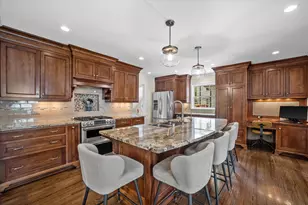 870 E Birch Ave, Whitefish Bay, WI 53217 - Photo 9