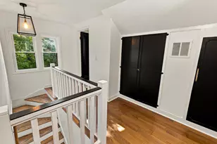 1018 E Hampton Rd, Whitefish Bay, WI 53217 - Photo 17
