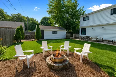 1018 E Hampton Rd, Whitefish Bay, WI 53217 - Photo 19