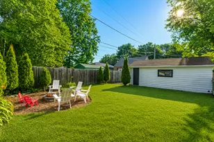 1018 E Hampton Rd, Whitefish Bay, WI 53217 - Photo 21