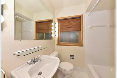 4204  Menomonee River Pkwy, Wauwatosa, WI 53222 - Photo 21