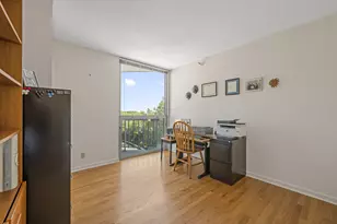 1660 N Prospect Ave, Milwaukee, WI 53202 - Photo 15
