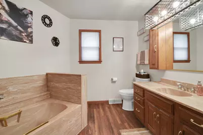 982 W Acorn Dr, Lomira, WI 53048 - Photo 11