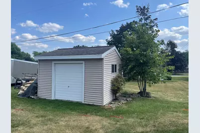 982 W Acorn Dr, Lomira, WI 53048 - Photo 17
