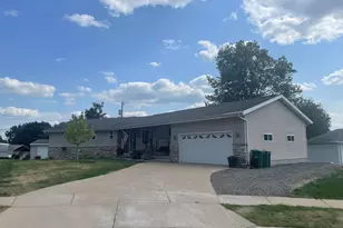 982 W Acorn Dr, Lomira, WI 53048 - Photo 17