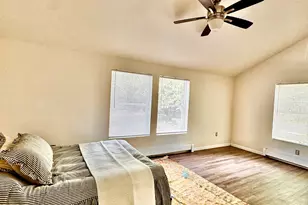 727 E Madison St, Oconomowoc, WI 53066 - Photo 29