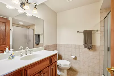 232  Steeple Pointe Cir, Delafield, WI 53018 - Photo 17