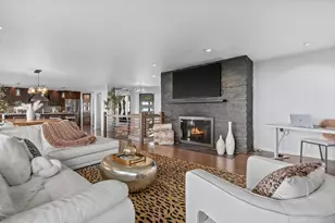 13464 N Lakewood Dr, Mequon, WI 53097 - Photo 19