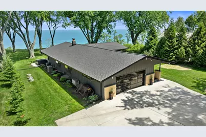 13464 N Lakewood Dr, Mequon, WI 53097 - Photo 67