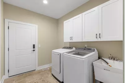 460 S Stone Ridge Dr, Lake Geneva, WI 53147 - Photo 27