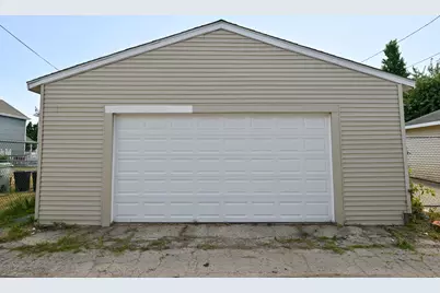1949 N 25th St, Milwaukee, WI 53205 - Photo 43