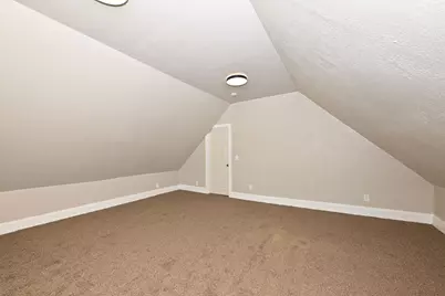 1949 N 25th St, Milwaukee, WI 53205 - Photo 31
