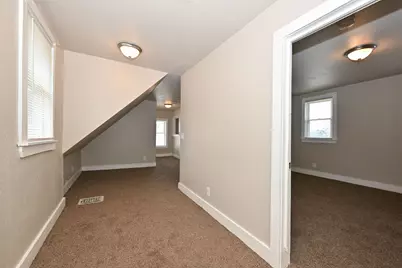 1949 N 25th St, Milwaukee, WI 53205 - Photo 25