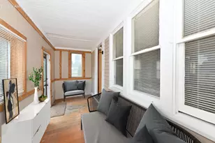 1949 N 25th St, Milwaukee, WI 53205 - Photo 5