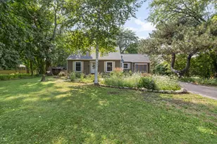 W278N2147 Lakeview Dr, Pewaukee, WI 53072 - Photo 1