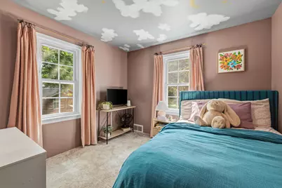 W278N2147  Lakeview Dr, Pewaukee, WI 53072 - Photo 25