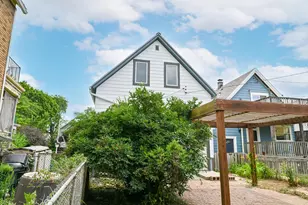 2525 N Pierce St, Milwaukee, WI 53212 - Photo 25
