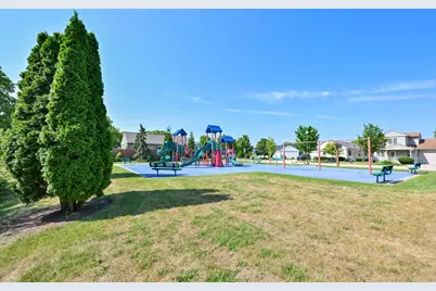 1204  The Strand -, Waukesha, WI 53186 - Photo 37