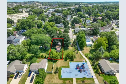 1204  The Strand -, Waukesha, WI 53186 - Photo 35