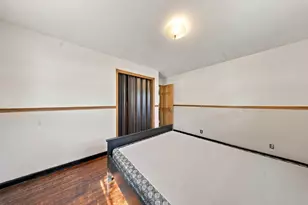 9020 S Chicago Ct, Oak Creek, WI 53154 - Photo 17