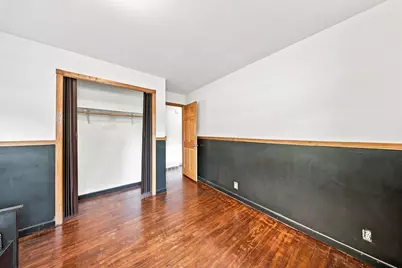 9020 S Chicago Ct, Oak Creek, WI 53154 - Photo 15