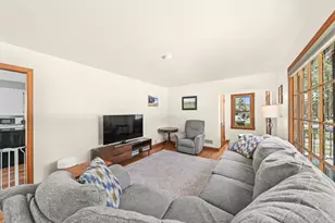 3513 S 48th St, Greenfield, WI 53220 - Photo 11