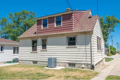 3513 S 48th St, Greenfield, WI 53220 - Photo 5