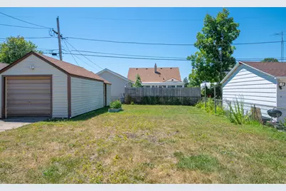 3513 S 48th St, Greenfield, WI 53220 - Photo 3