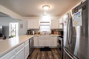 2200 Patrick Ln, Waukesha, WI 53188 - Photo 33