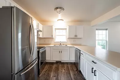 2200  Patrick Ln #2202, Waukesha, WI 53188 - Photo 9