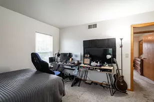 2200 Patrick Ln, Waukesha, WI 53188 - Photo 43