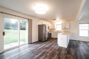 2200 Patrick Ln, Waukesha, WI 53188 - Photo 7