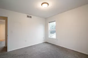 2200 Patrick Ln, Waukesha, WI 53188 - Photo 21