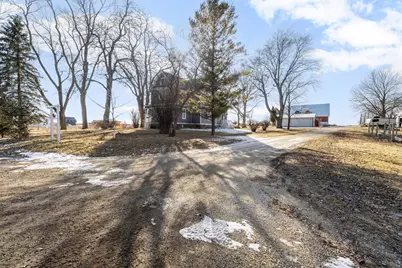 1615  Ulao Pkwy, Grafton, WI 53024 - Photo 35