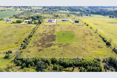1615  Ulao Pkwy, Grafton, WI 53024 - Photo 11