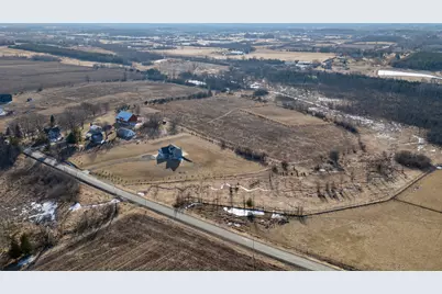 1615  Ulao Pkwy, Grafton, WI 53024 - Photo 53