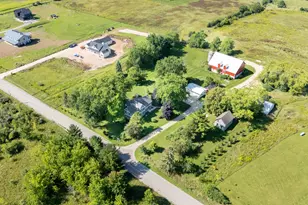 1615 Ulao Parkway, Grafton, WI 53024 - Photo 15
