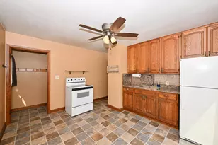 3634 S 24th St, Milwaukee, WI 53221 - Photo 21