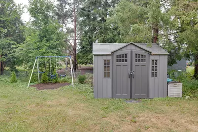 105  Joellen Dr, Waukesha, WI 53188 - Photo 5