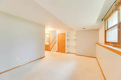 105  Joellen Dr, Waukesha, WI 53188 - Photo 17