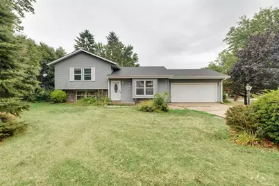 105  Joellen Dr, Waukesha, WI 53188 - Photo 1