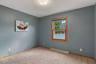 4703 Broadway St, Manitowoc, WI 54220 - Photo 13