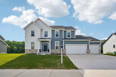 W242N5623  Peppertree Dr, Sussex, WI 53089 - Photo 1