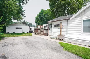 1723 Bainbridge St, Campbell, WI 54603 - Photo 3