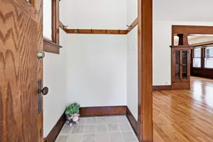1338 S 76th St, West Allis, WI 53214 - Photo 5