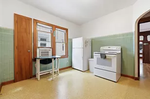 1338 S 76th St, West Allis, WI 53214 - Photo 17
