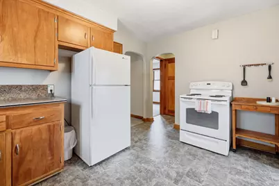 1338 S 76th St, West Allis, WI 53214 - Photo 27