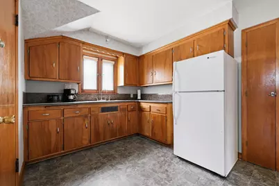 1338 S 76th St, West Allis, WI 53214 - Photo 25