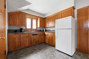 1338 S 76th St, West Allis, WI 53214 - Photo 25