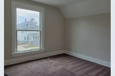 1435  Villa St, Racine, WI 53403 - Photo 5